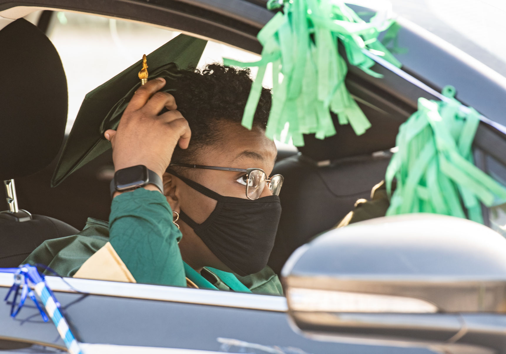 Drive-thru graduation at Penn-Griffin School of the Arts